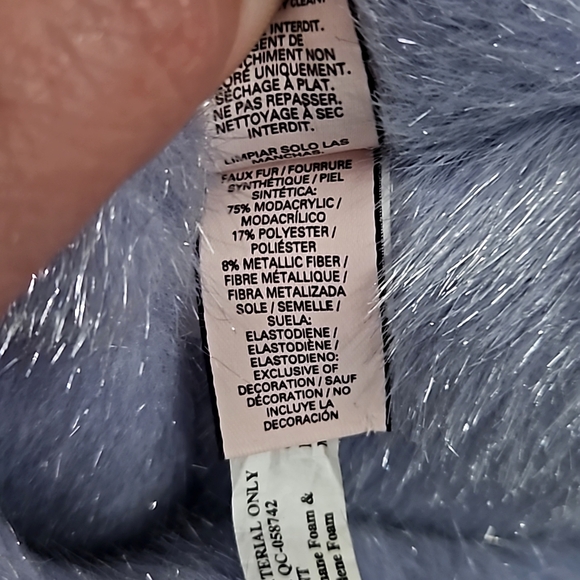 Victoria's Secret Fluffy Crossover Slide Slippers/ Small - Picture 6 of 8